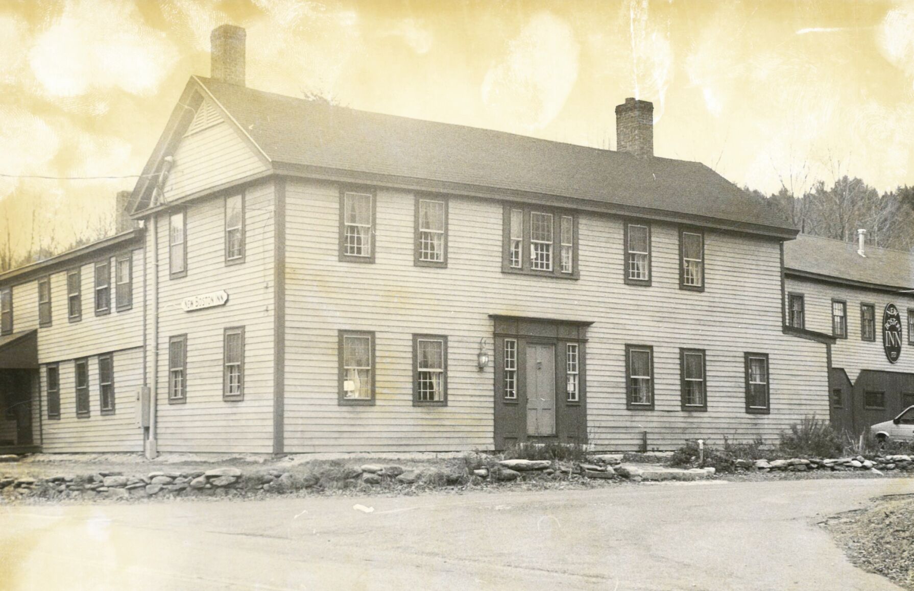 New Boston Inn